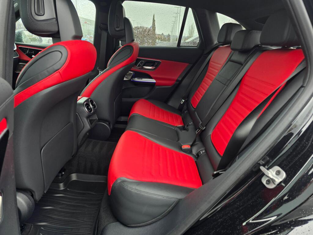 New 2026 Mercedes-Benz GLC 300 4MATIC image 18