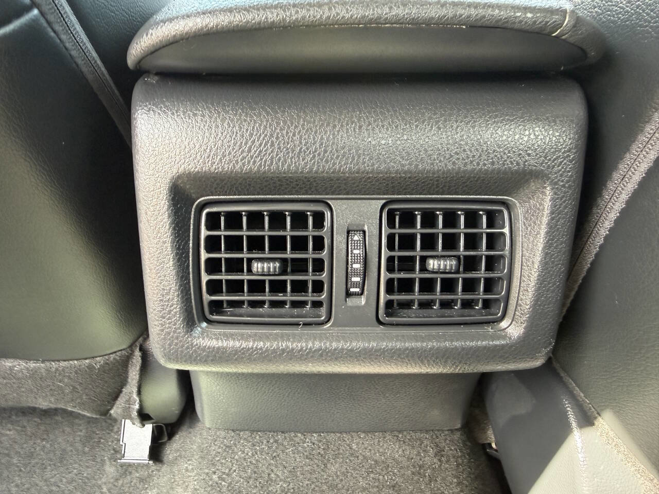 Used 2023 Toyota Camry XSE image 29