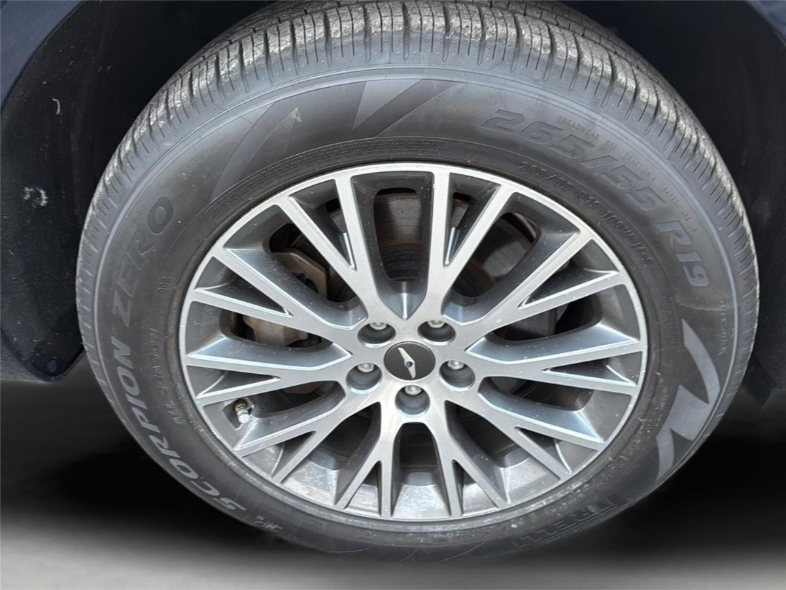 Used 2023 Genesis GV80 2.5T image 40