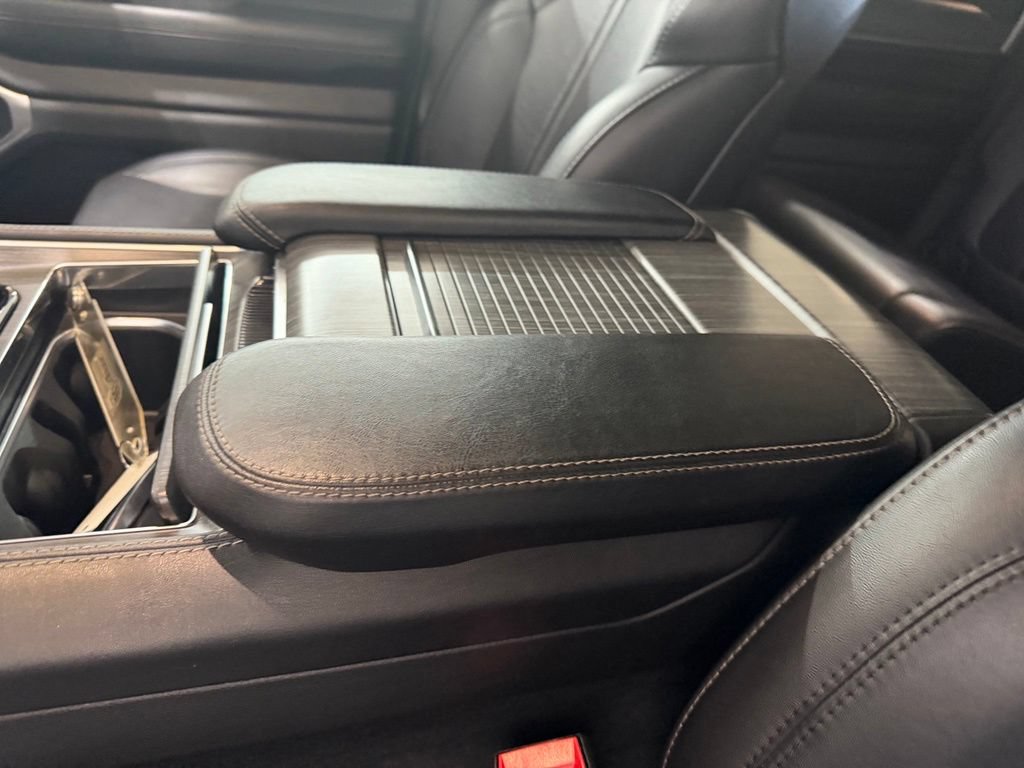 Used 2024 Jeep Wagoneer Series II AWD/4WD image 26