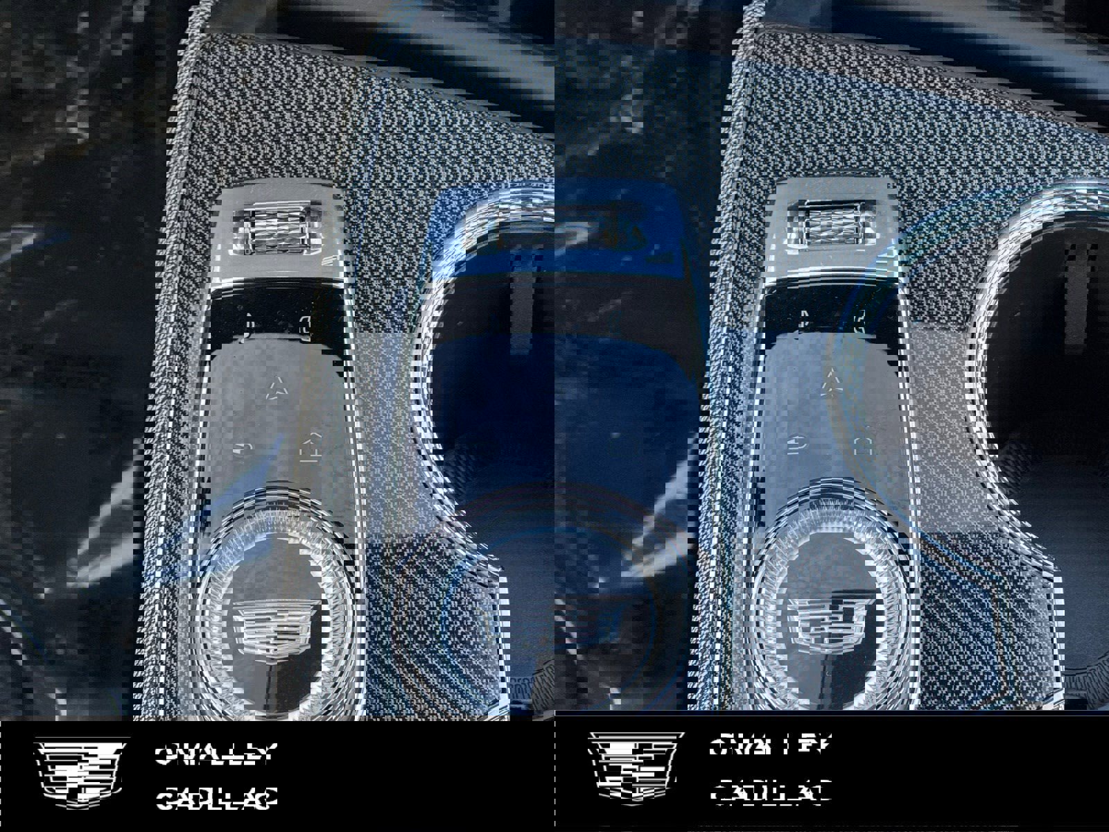 New 2026 Cadillac Optiq Sport 1 w/ LPO, Floor Liner Package AWD/4WD image 20