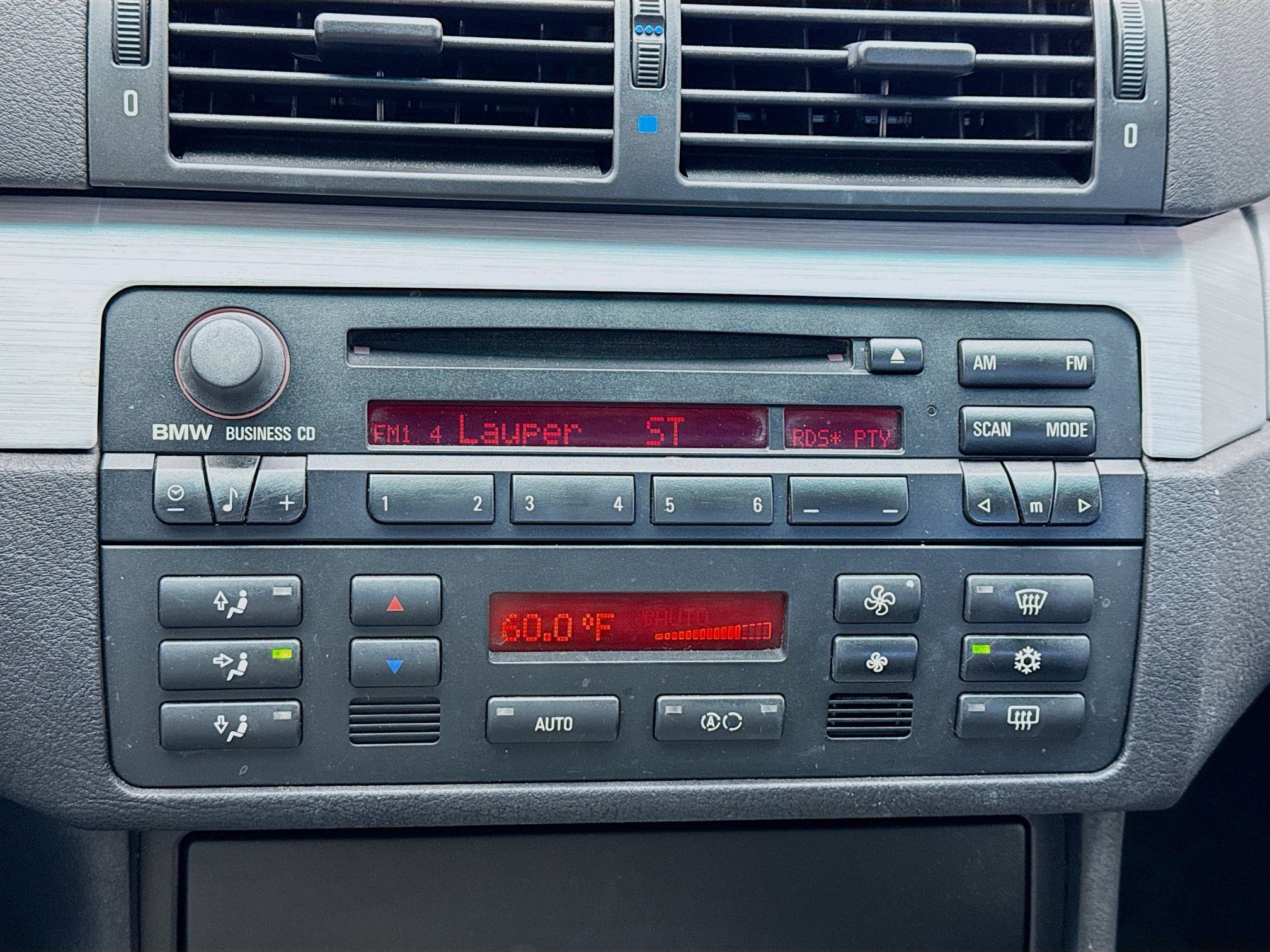 Used 2004 BMW M3 Coupe image 9