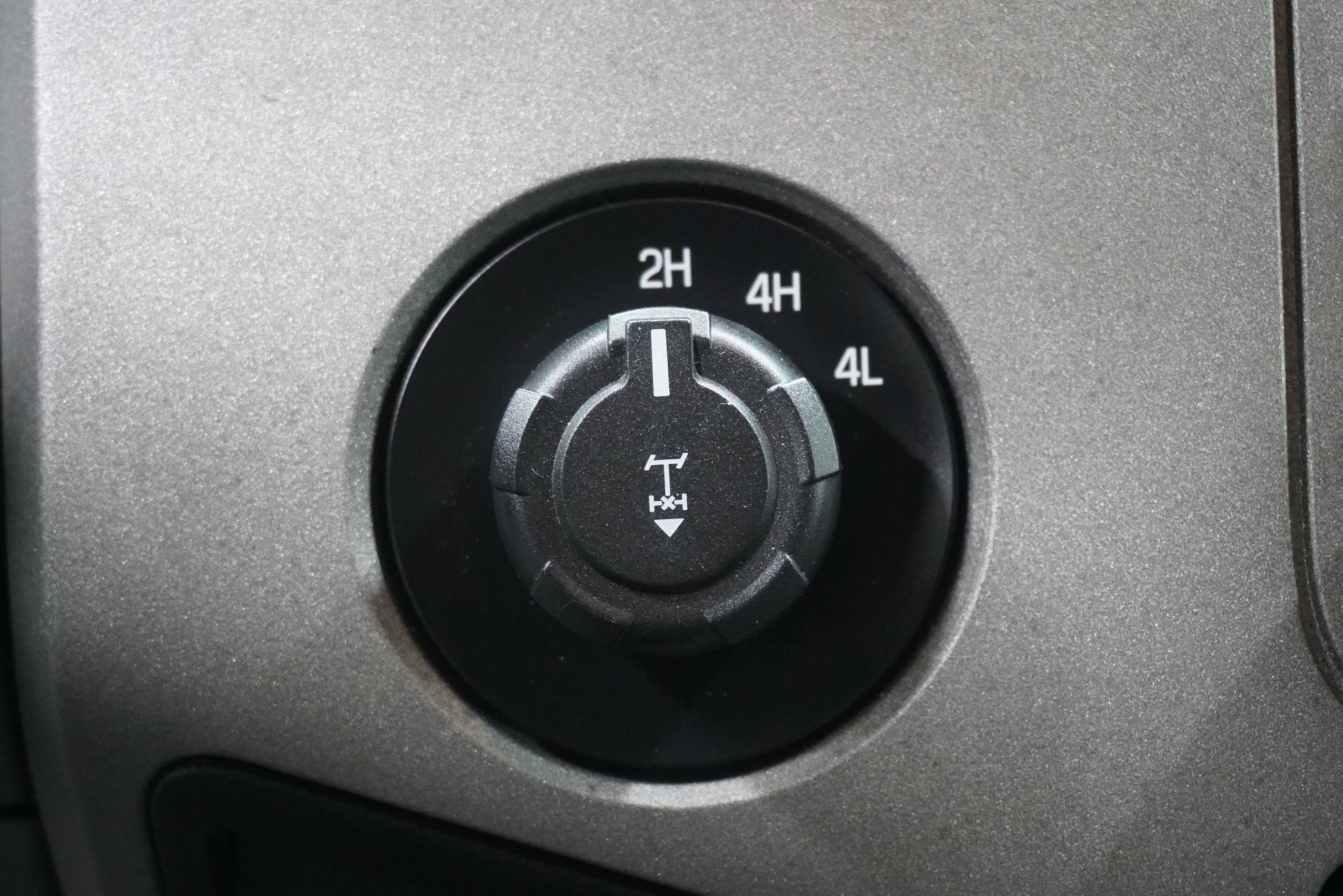 Used 2012 Ford F250 XLT w/ XLT Interior Pkg AWD/4WD image 14