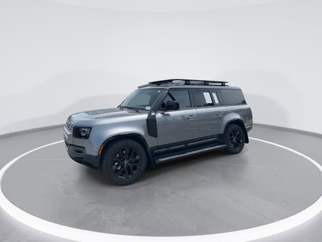 Used 2024 Land Rover Defender 130 Outbound image 4