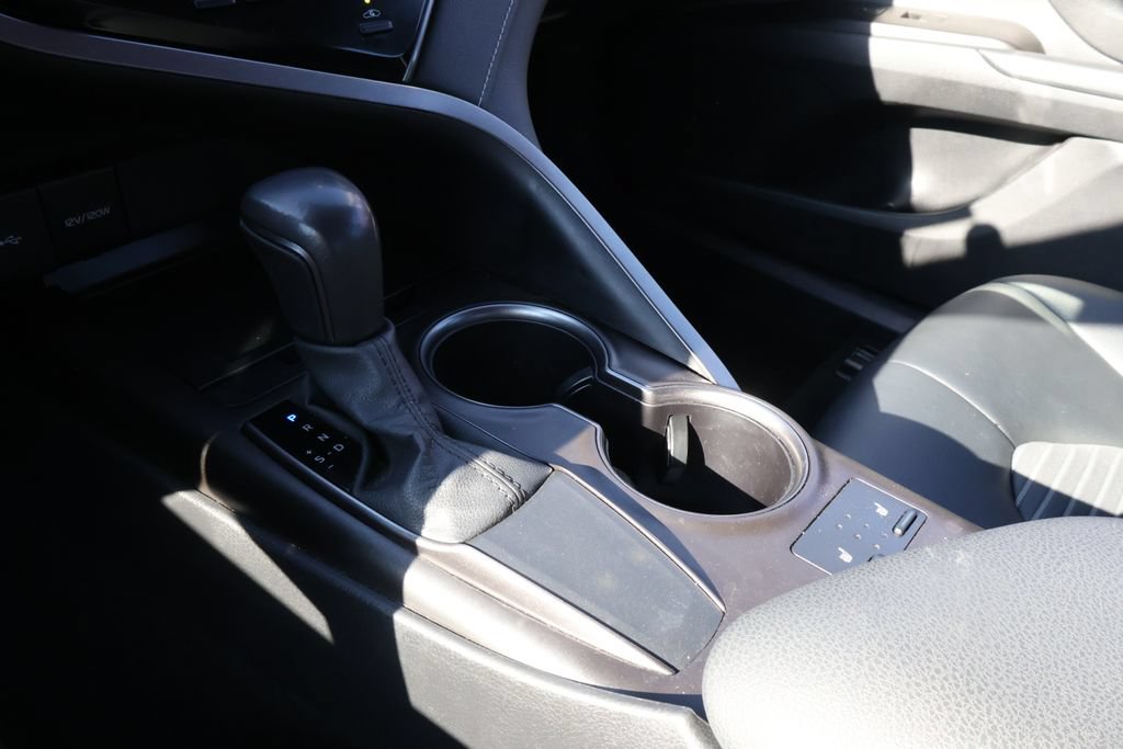 Used 2024 Toyota Camry SE FWD image 23