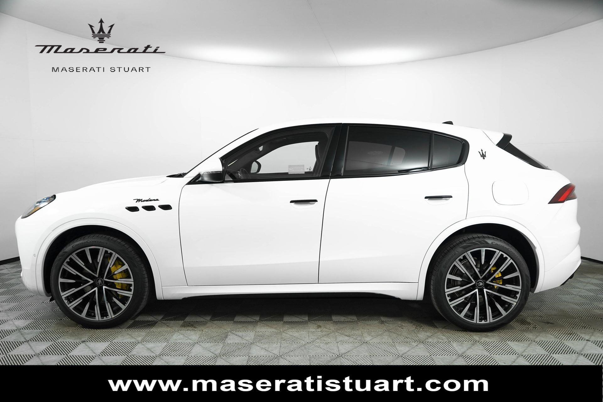 New 2025 Maserati Grecale Modena AWD/4WD image 4