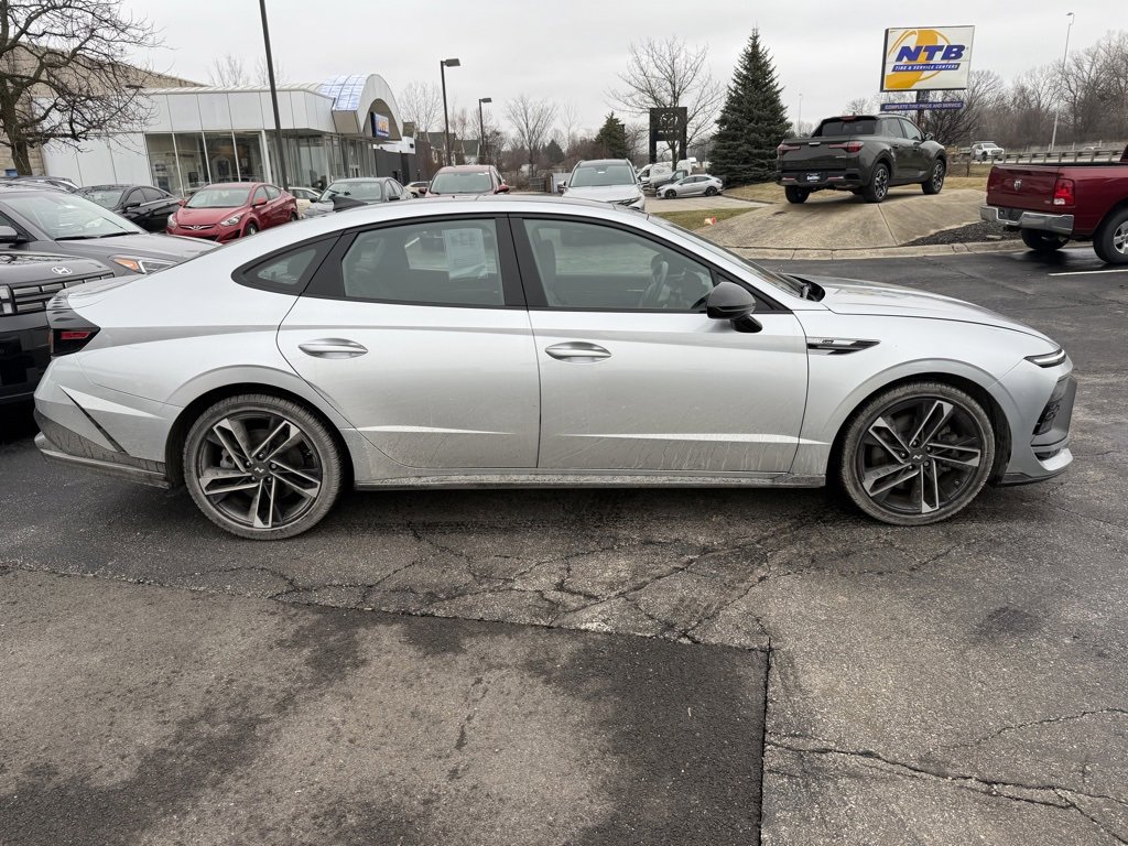 Used 2024 Hyundai Sonata N Line image 3