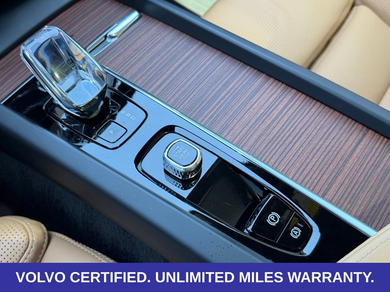 Certified 2025 Volvo XC60 B5 Ultra w/ Protection Package Premier AWD/4WD image 20
