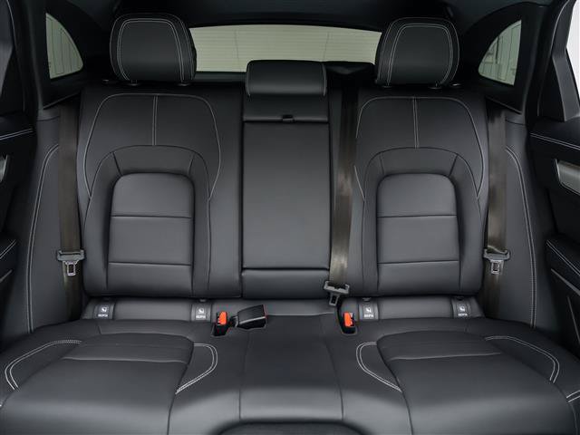 New 2026 Jaguar F-PACE R-Dynamic S AWD/4WD image 17