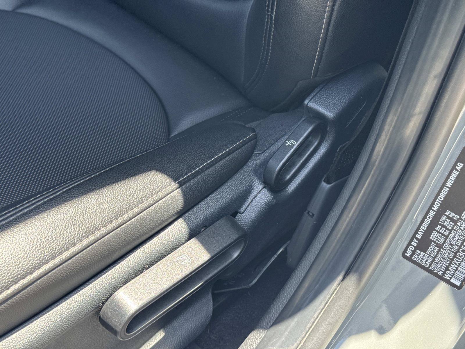 Used 2019 MINI Cooper S w/ Signature Upholstery Package FWD image 22