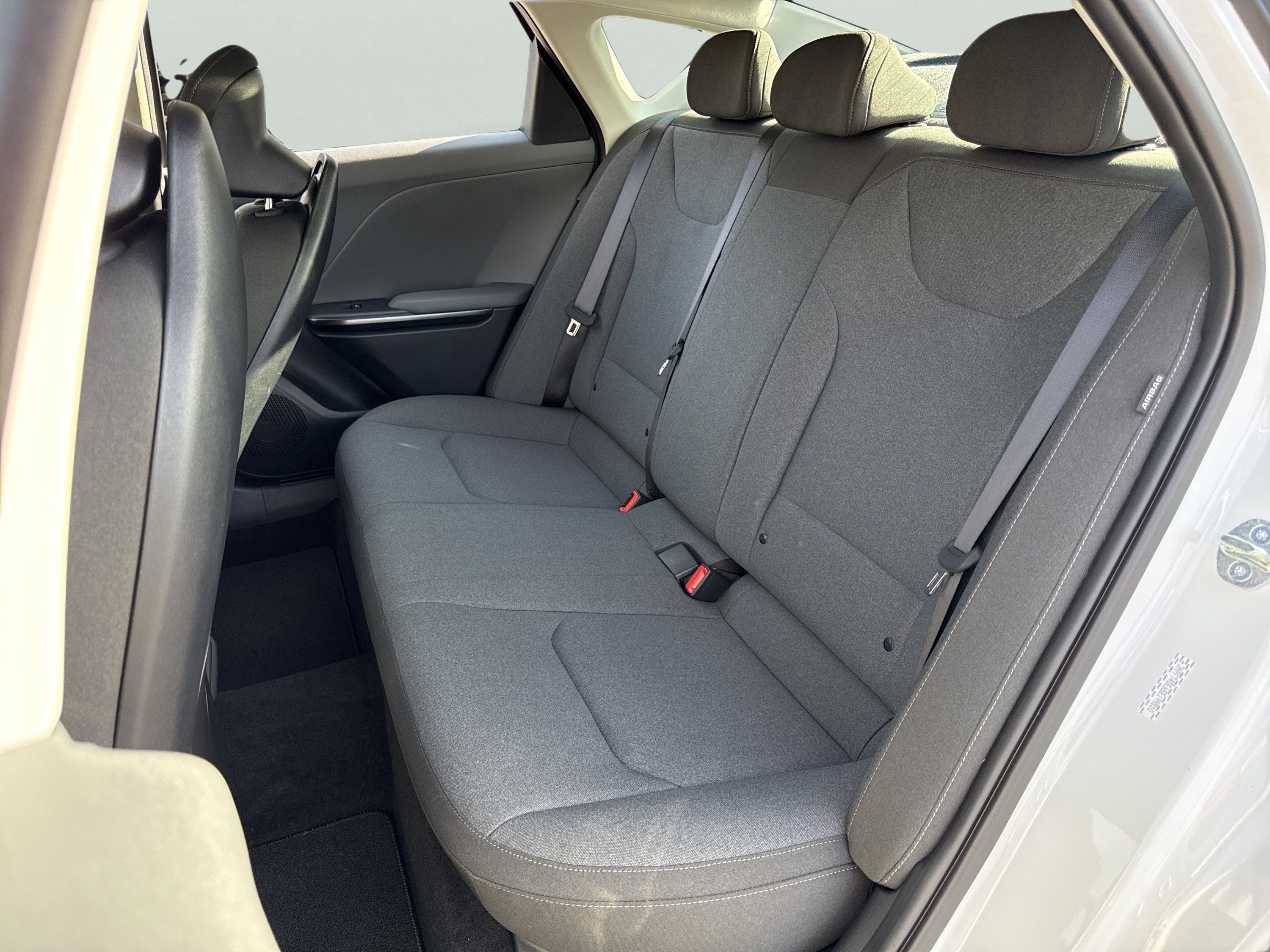 New 2025 Kia K4 FWD image 18