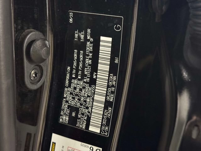 Certified 2023 Lexus GX 460 Premium w/ Premium Package AWD/4WD image 24