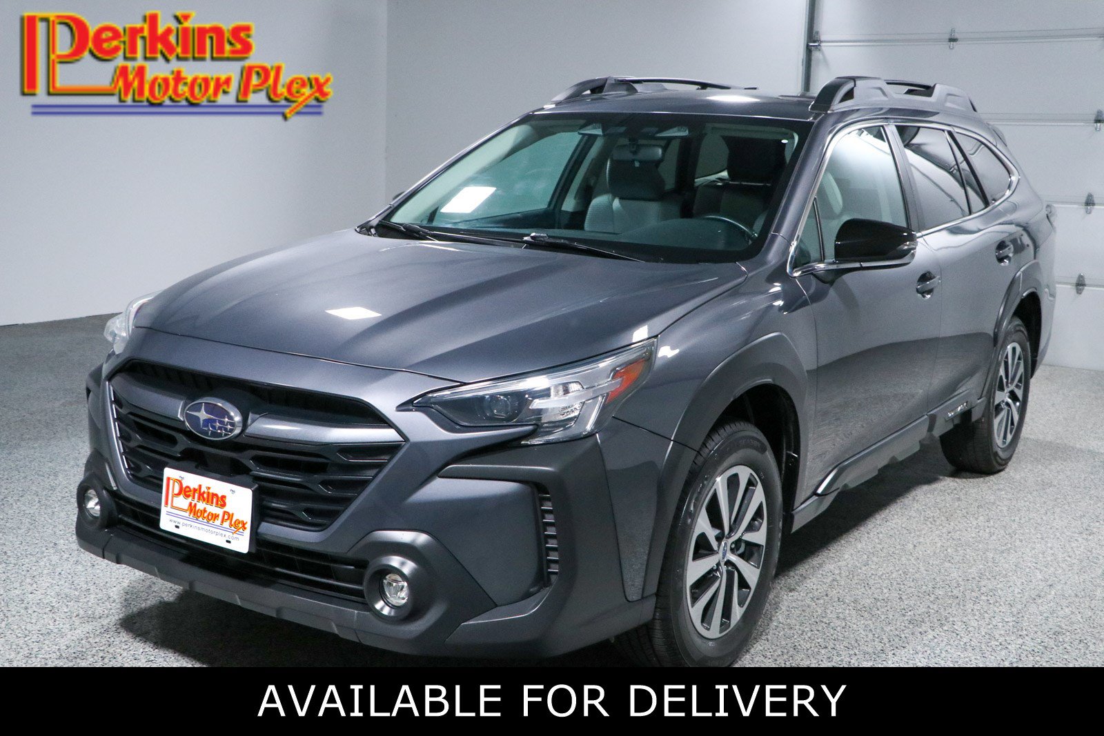 Used 2023 Subaru Outback Premium AWD/4WD image 1