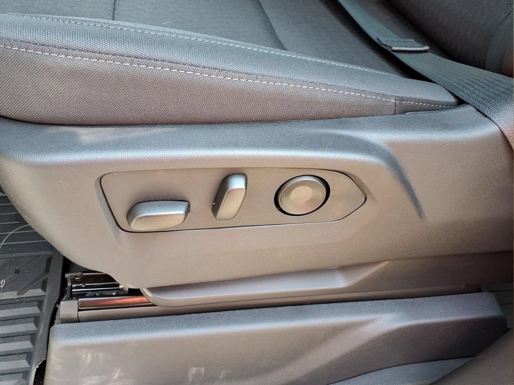 New 2026 Chevrolet Silverado 1500 RST AWD/4WD image 18