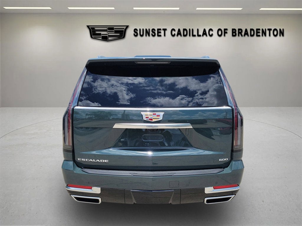 New 2026 Cadillac Escalade Luxury w/ Touring Package AWD/4WD image 5