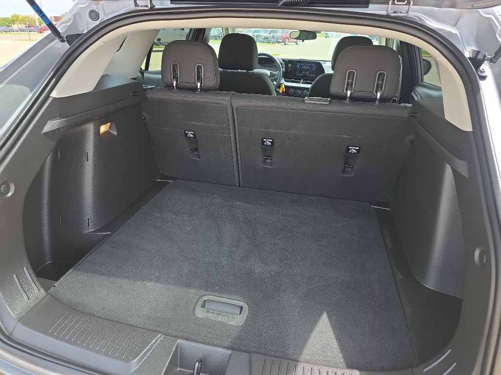 Certified 2025 Chevrolet Trax LS w/ LS Convenience Package image 16