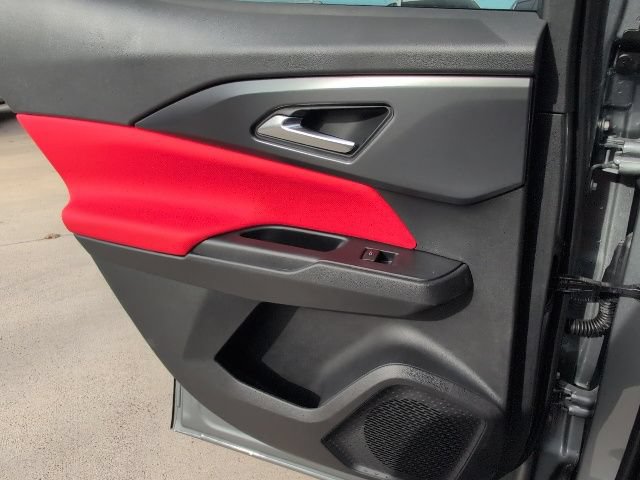New 2026 Chevrolet Equinox EV RS FWD image 9