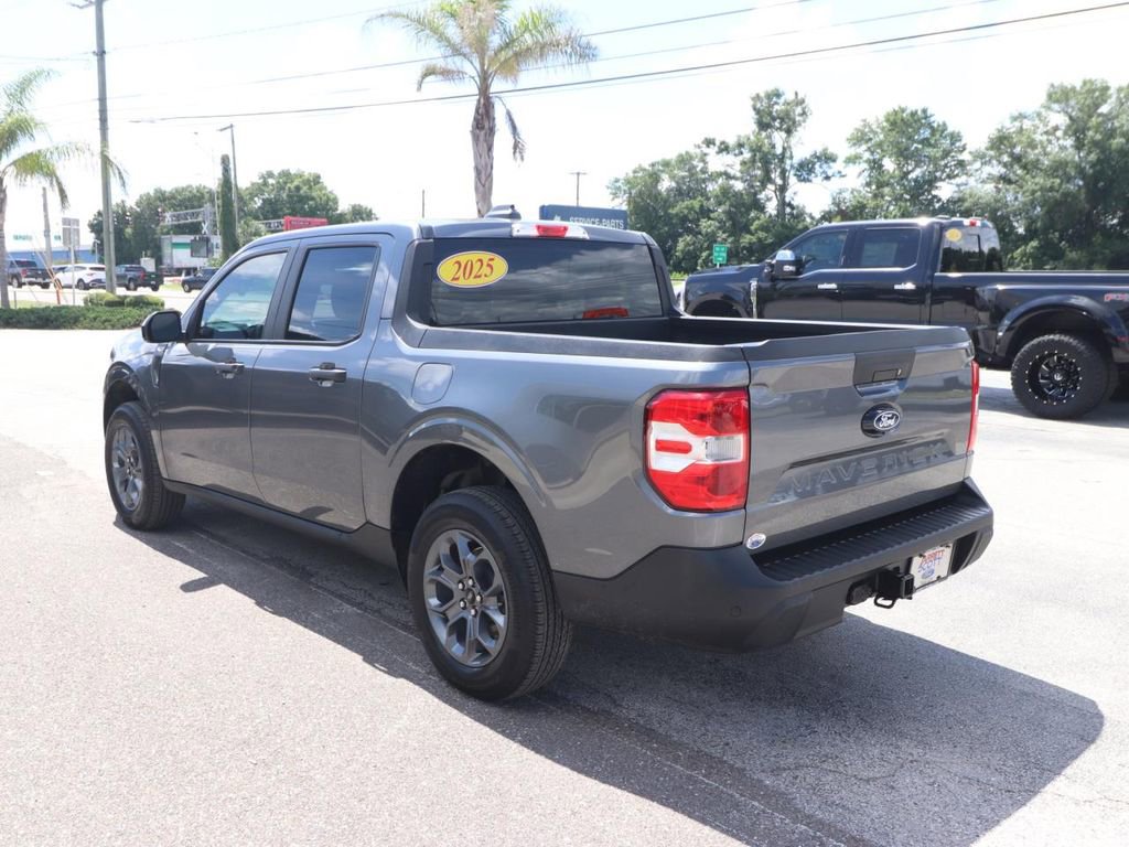 Certified 2025 Ford Maverick XLT w/ XLT Luxury Package AWD/4WD image 10