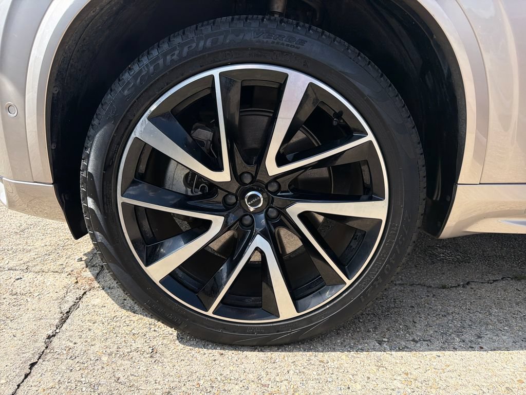 Used 2023 Volvo XC90 T8 Plus w/ Protection Package AWD/4WD image 29