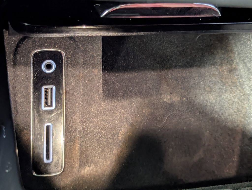 Used 2019 Maserati Levante GranSport image 19