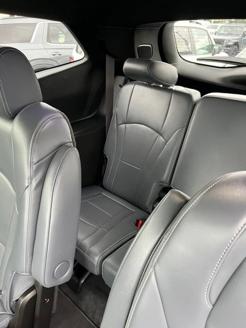 Used 2023 Buick Enclave Premium w/ Experience Buick Package AWD/4WD image 8