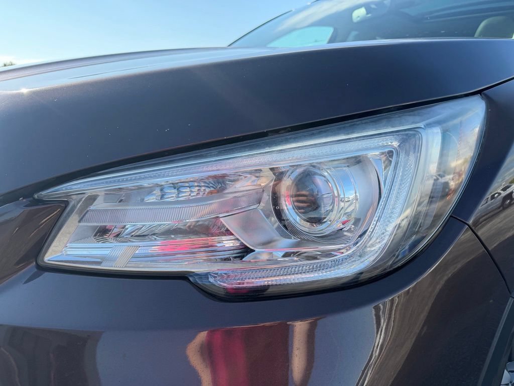 Used 2021 Subaru Ascent Limited w/ Technology Package AWD/4WD image 9