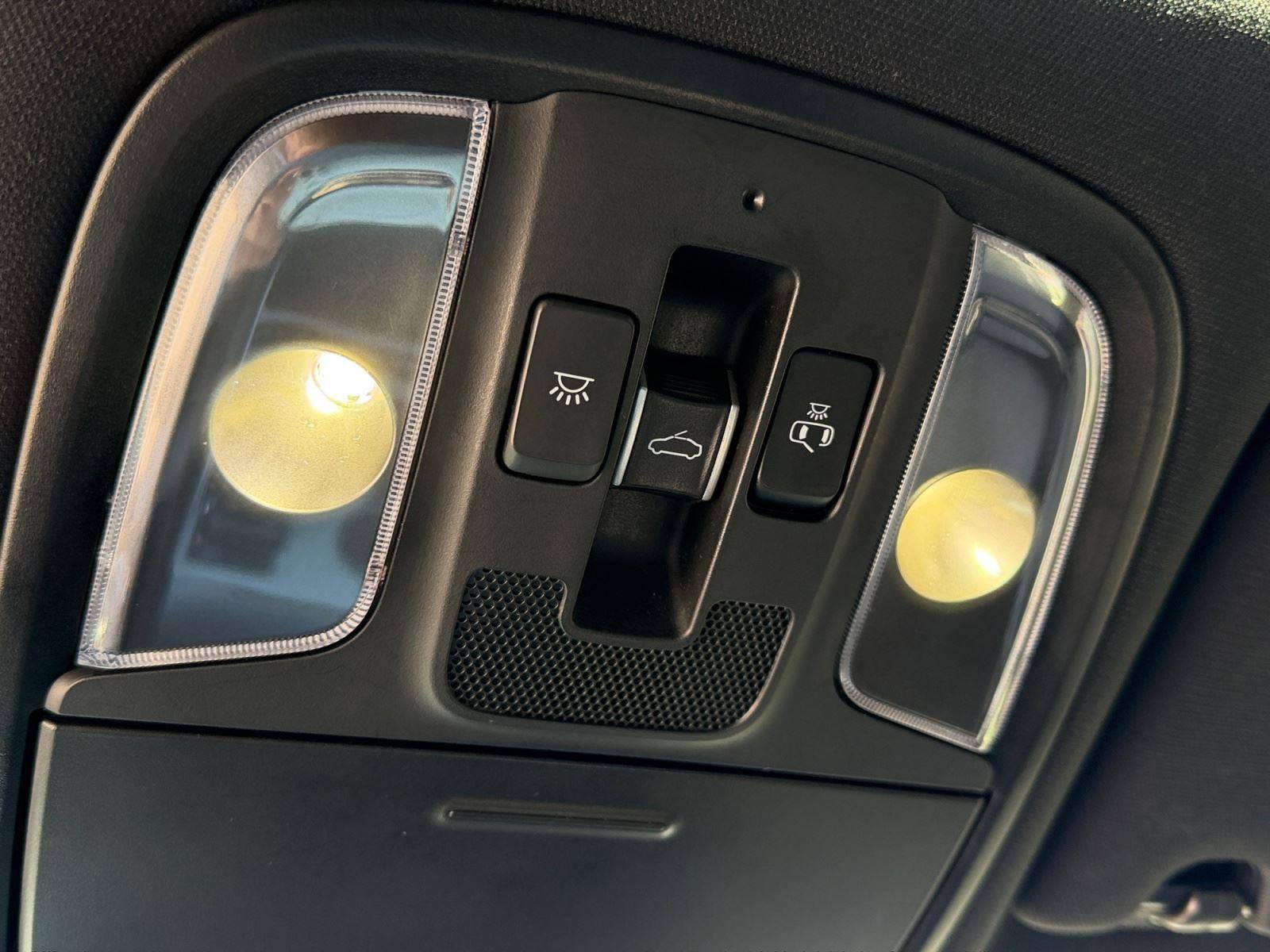 Used 2019 Kia Stinger GT2 image 34