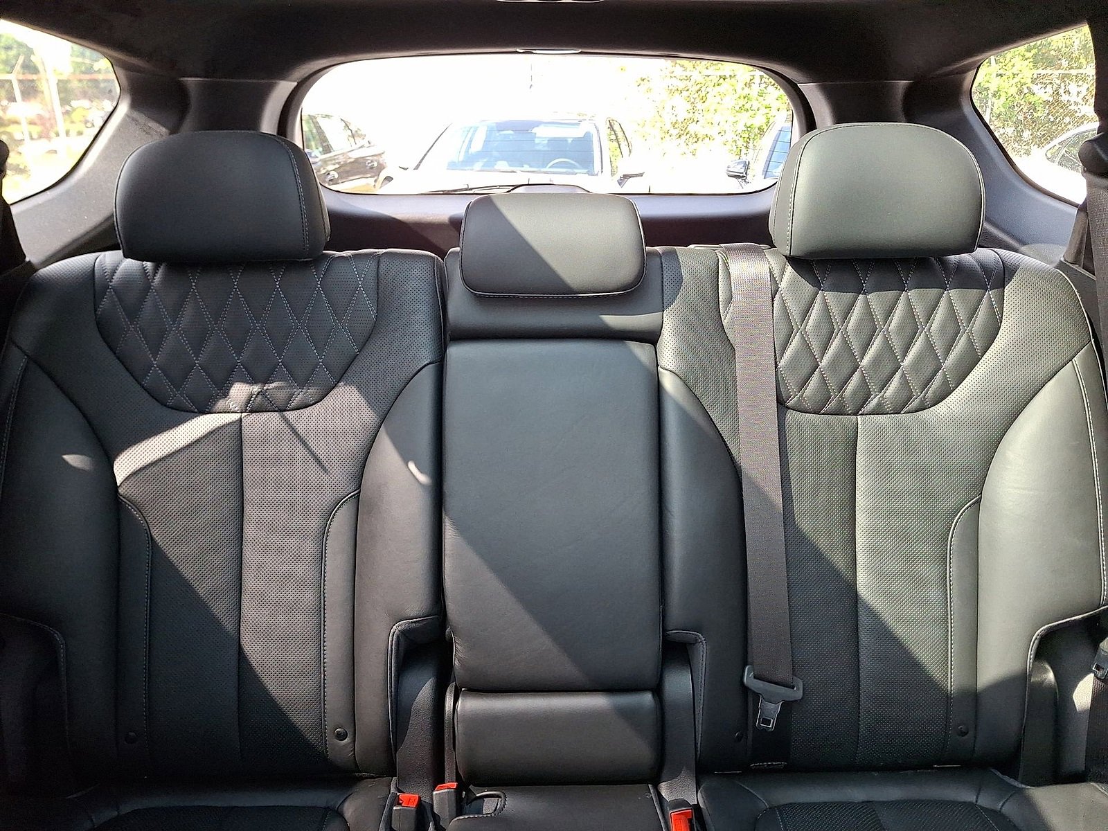 Used 2022 Hyundai Santa Fe Calligraphy image 13