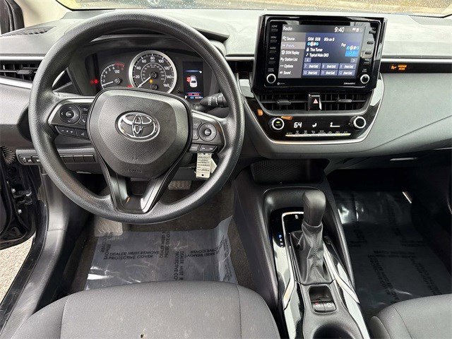 Used 2022 Toyota Corolla LE image 17