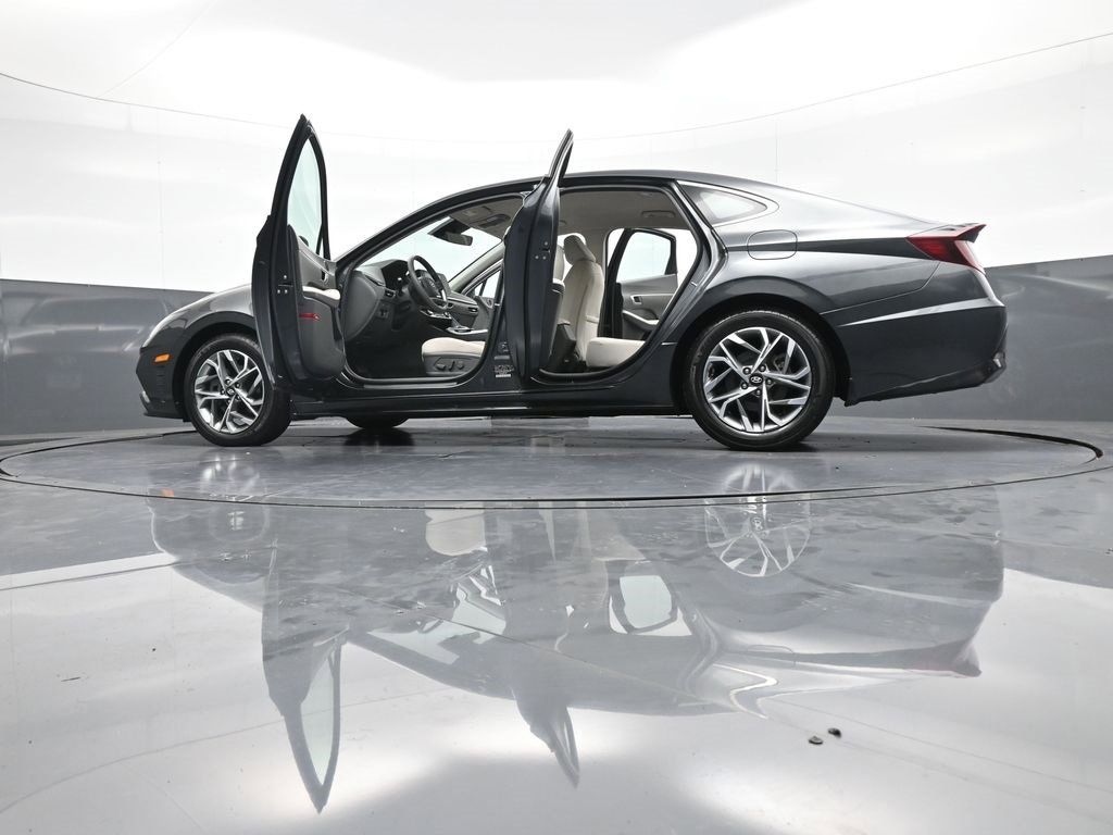 Used 2022 Hyundai Sonata SEL image 48