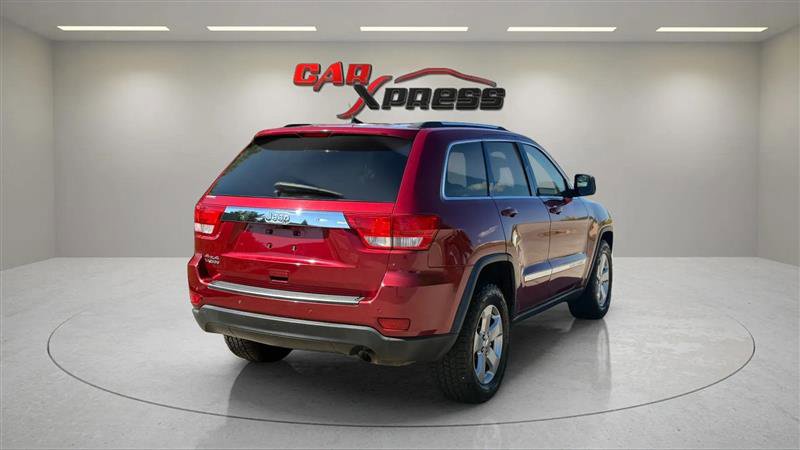 Used 2013 Jeep Grand Cherokee Laredo image 11