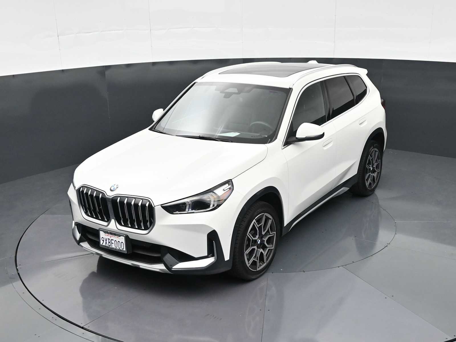 Used 2026 BMW X1 xDrive28i w/ Convenience Package AWD/4WD image 17