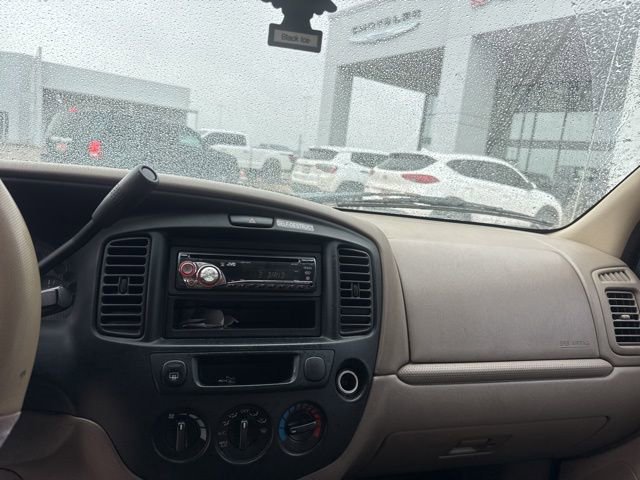 Used 2001 MAZDA Tribute ES FWD image 21