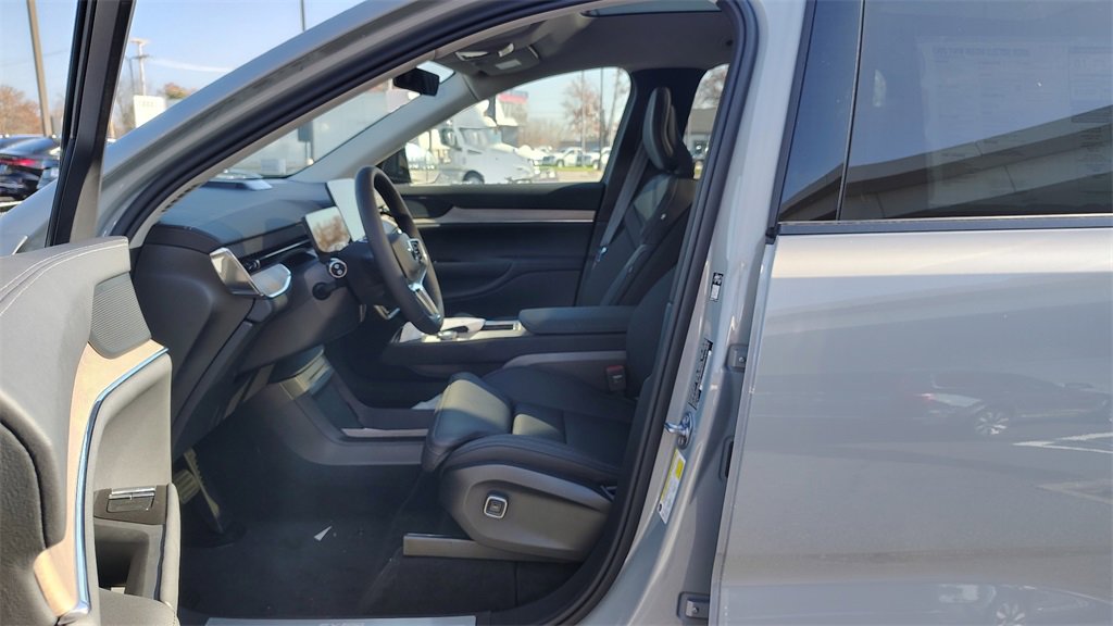 New 2025 Volvo EX90 Ultra image 7