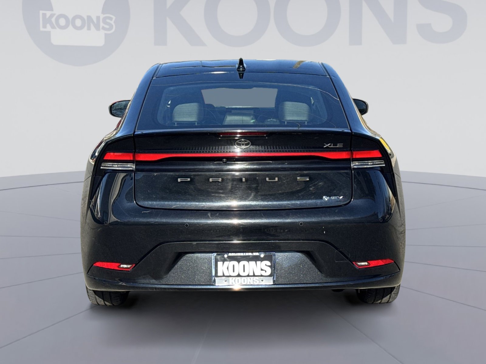 Used 2024 Toyota Prius XLE image 11