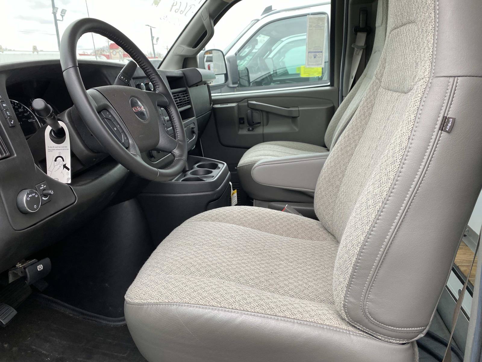 New 2023 GMC Savana 3500 w/ Power Convenience Package RWD image 5