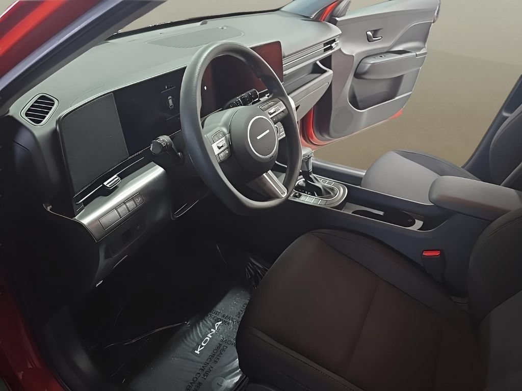Certified 2026 Hyundai Kona SE AWD/4WD image 12