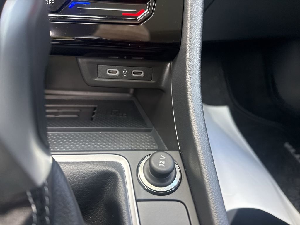 New 2026 Volkswagen Jetta SE FWD image 33