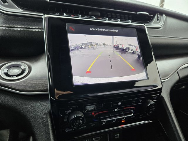 Used 2022 Jeep Grand Cherokee L Limited w/ Black Appearance Package image 9