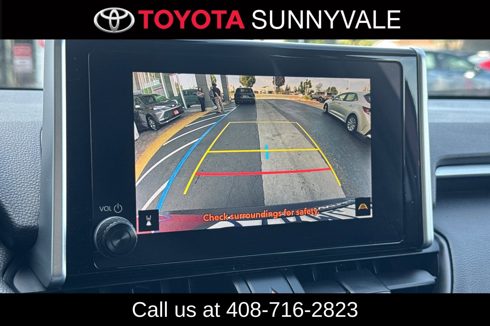 Used 2023 Toyota RAV4 XLE FWD image 17