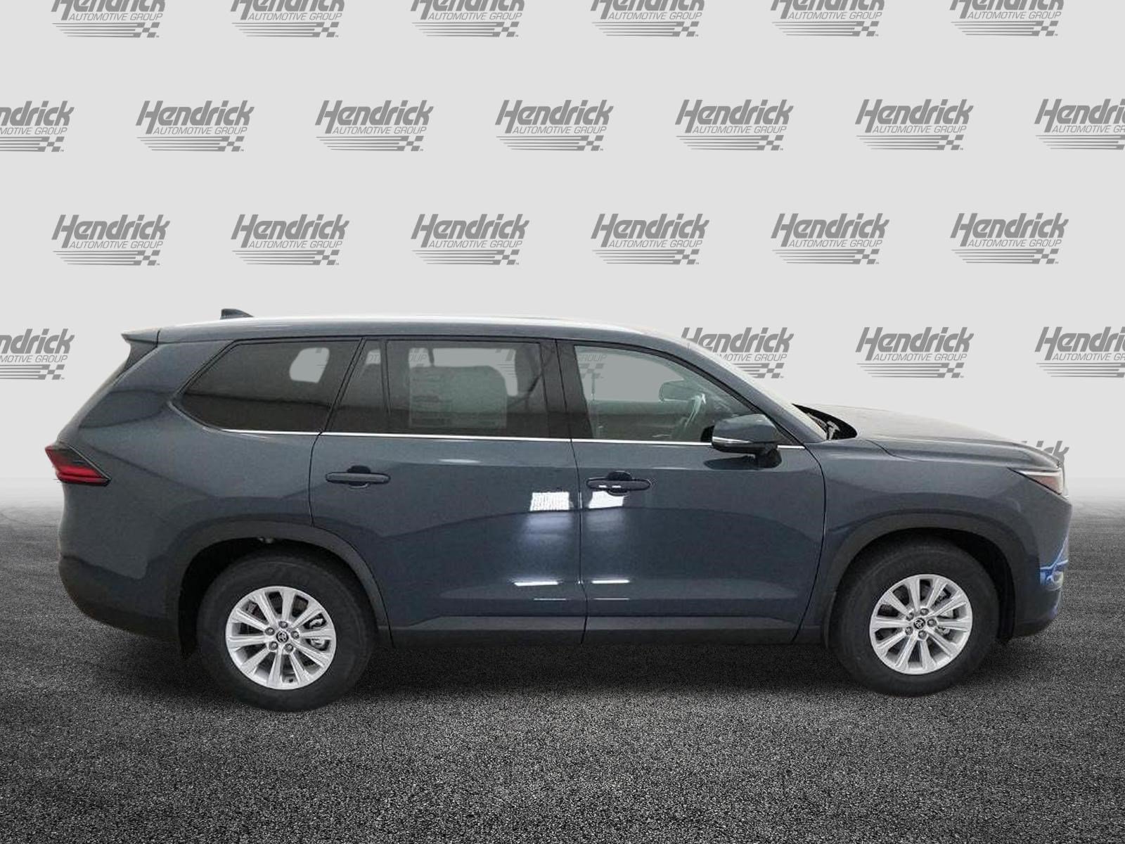 Used 2026 Toyota Grand Highlander XLE FWD image 12