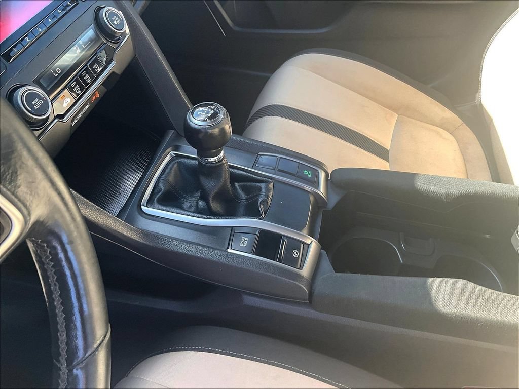 Used 2018 Honda Civic Sport image 16