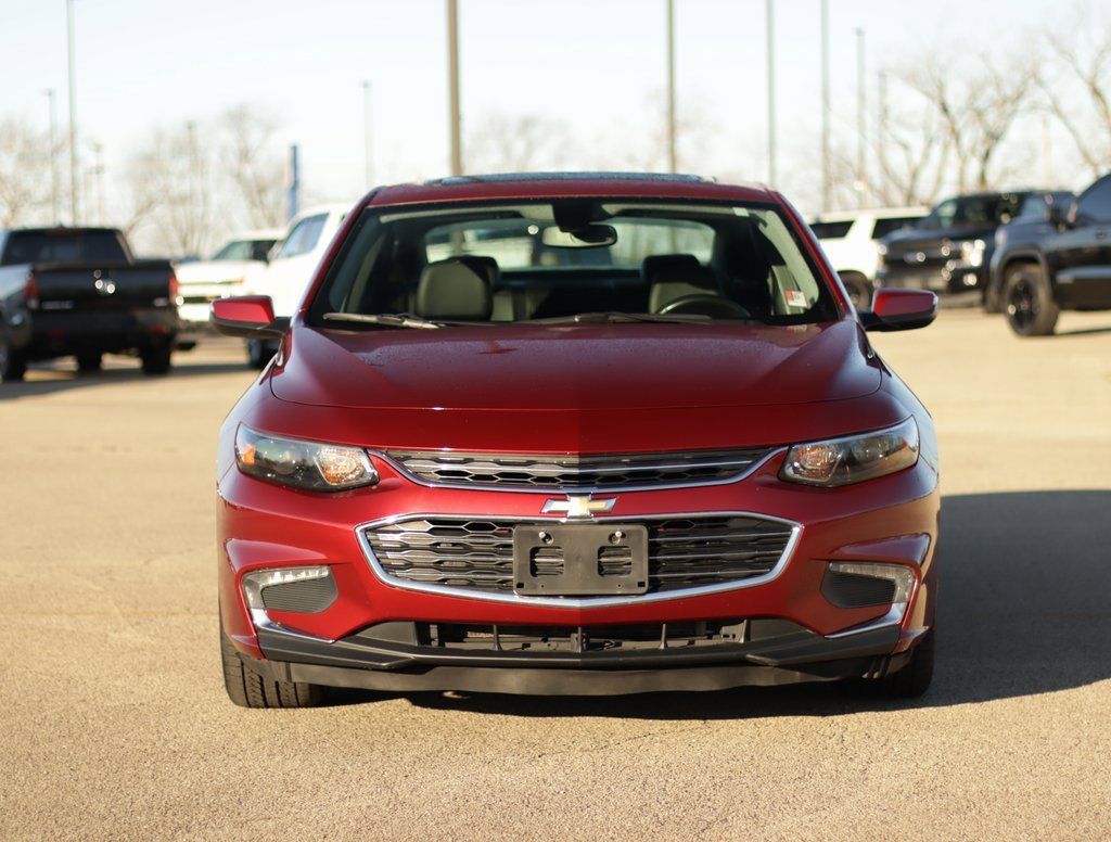 Used 2017 Chevrolet Malibu LT w/ Leather Package image 2