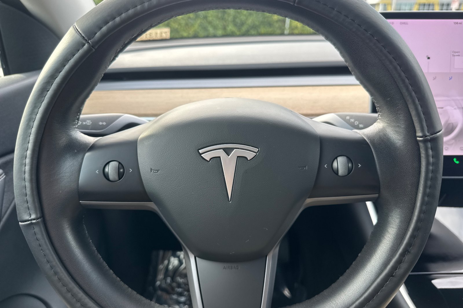 Used 2021 Tesla Model Y Long Range AWD/4WD image 23