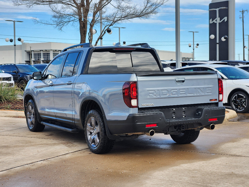 Used 2024 Honda Ridgeline TrailSport image 3