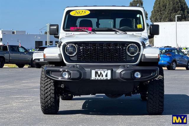Used 2025 Jeep Gladiator Willys image 9