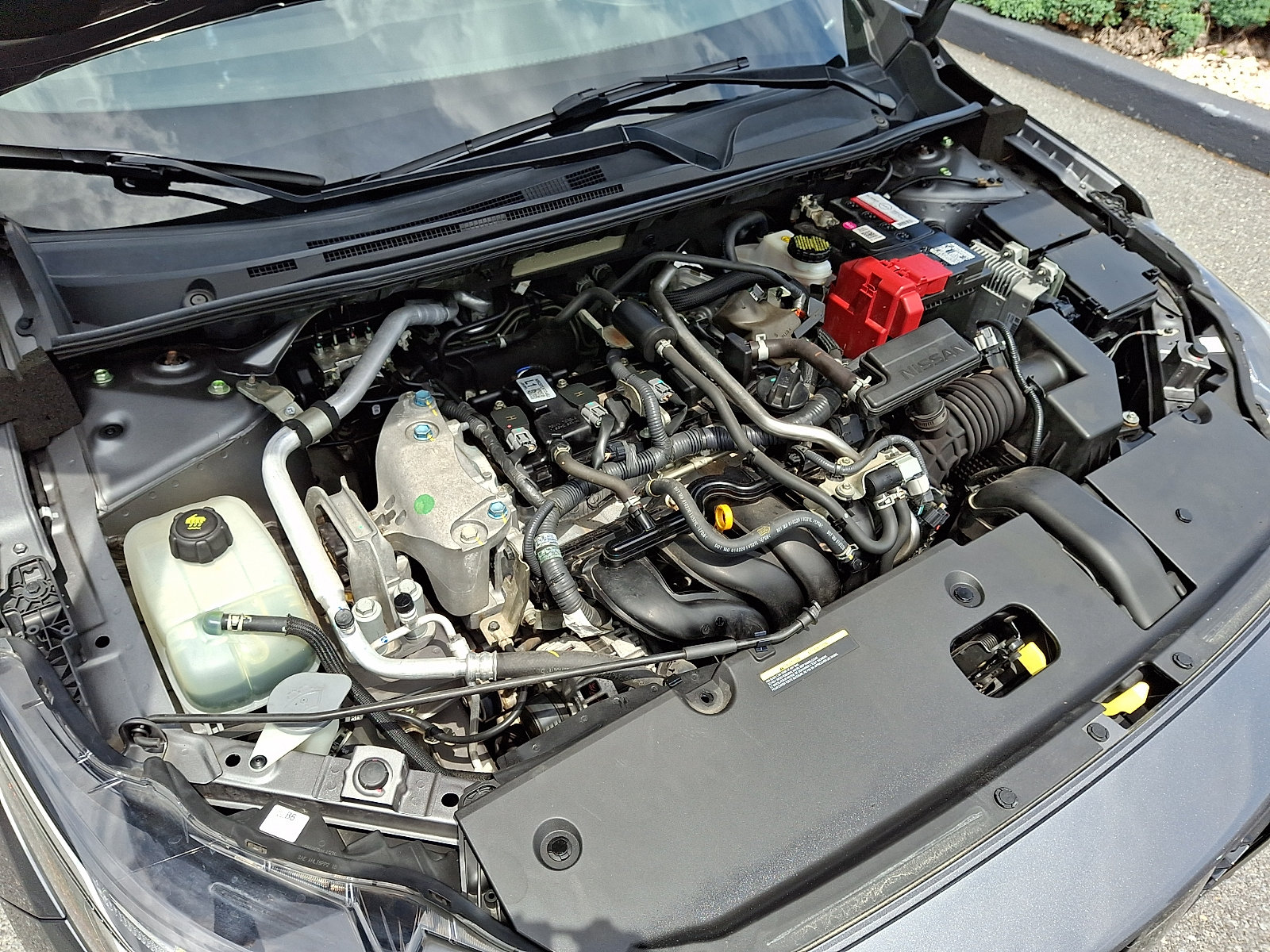 Used 2020 Nissan Sentra SR w/ Premium Package FWD image 28