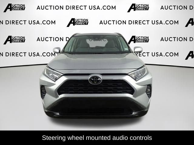 Used 2021 Toyota RAV4 XLE image 3