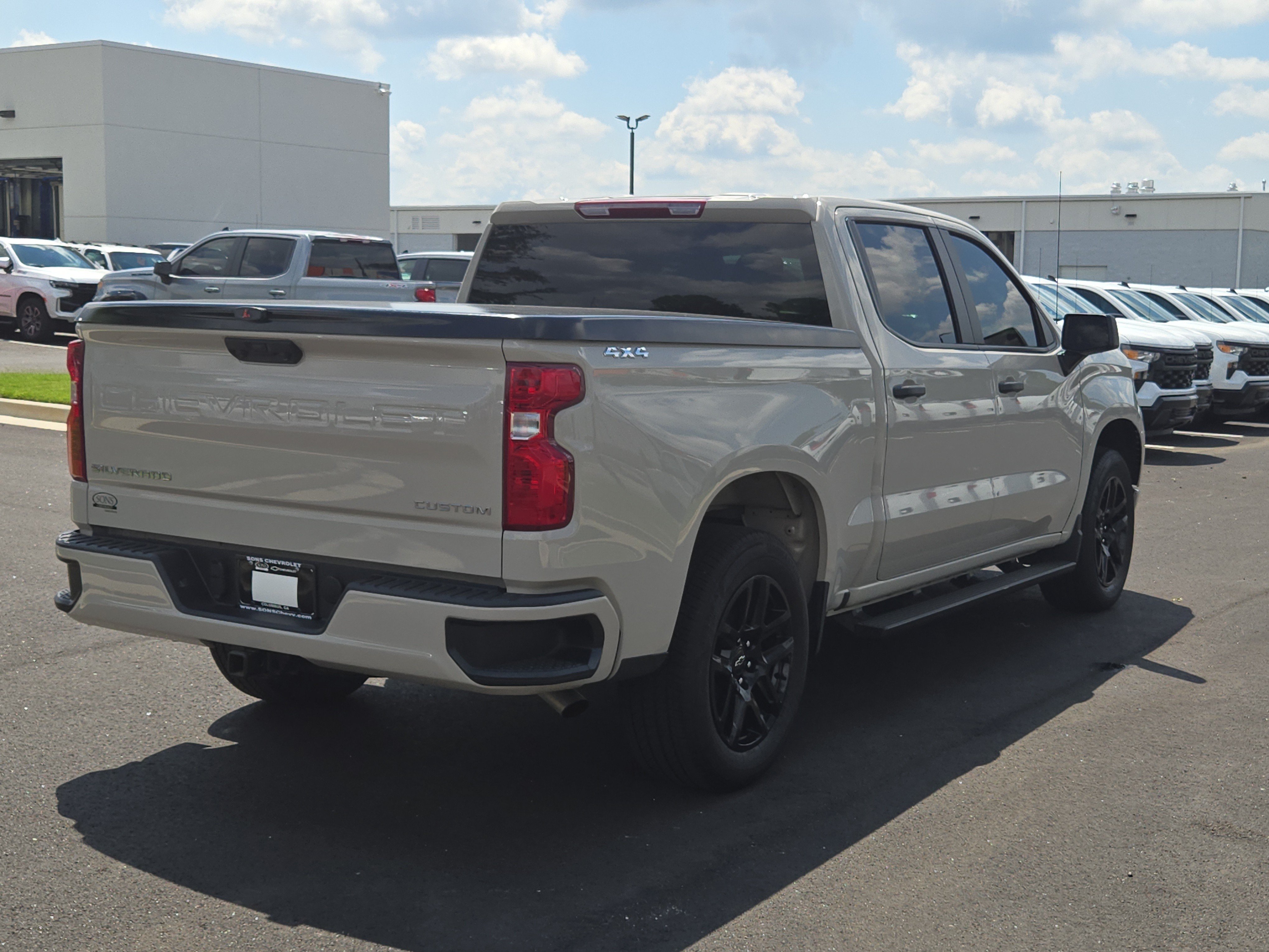 Certified 2026 Chevrolet Silverado 1500 Custom AWD/4WD image 8