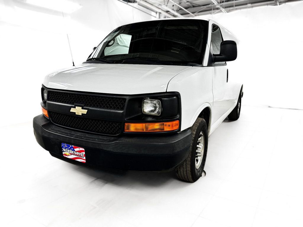 Used 2014 Chevrolet Express 3500 image 1